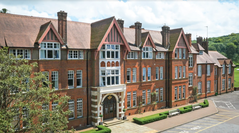 Reverse commuting: schools a train ride from London